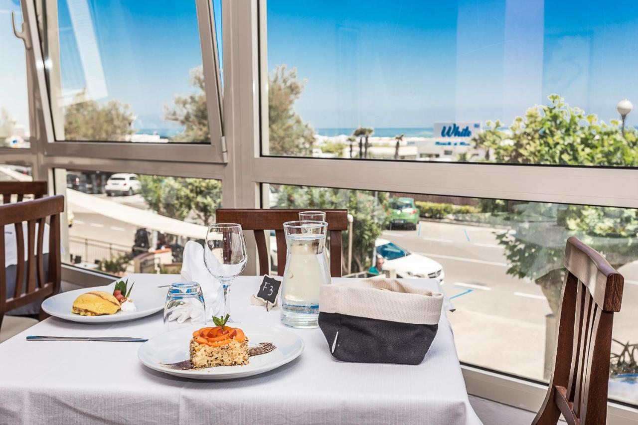 Hotel Buenos Aires Cervia Kültér fotó