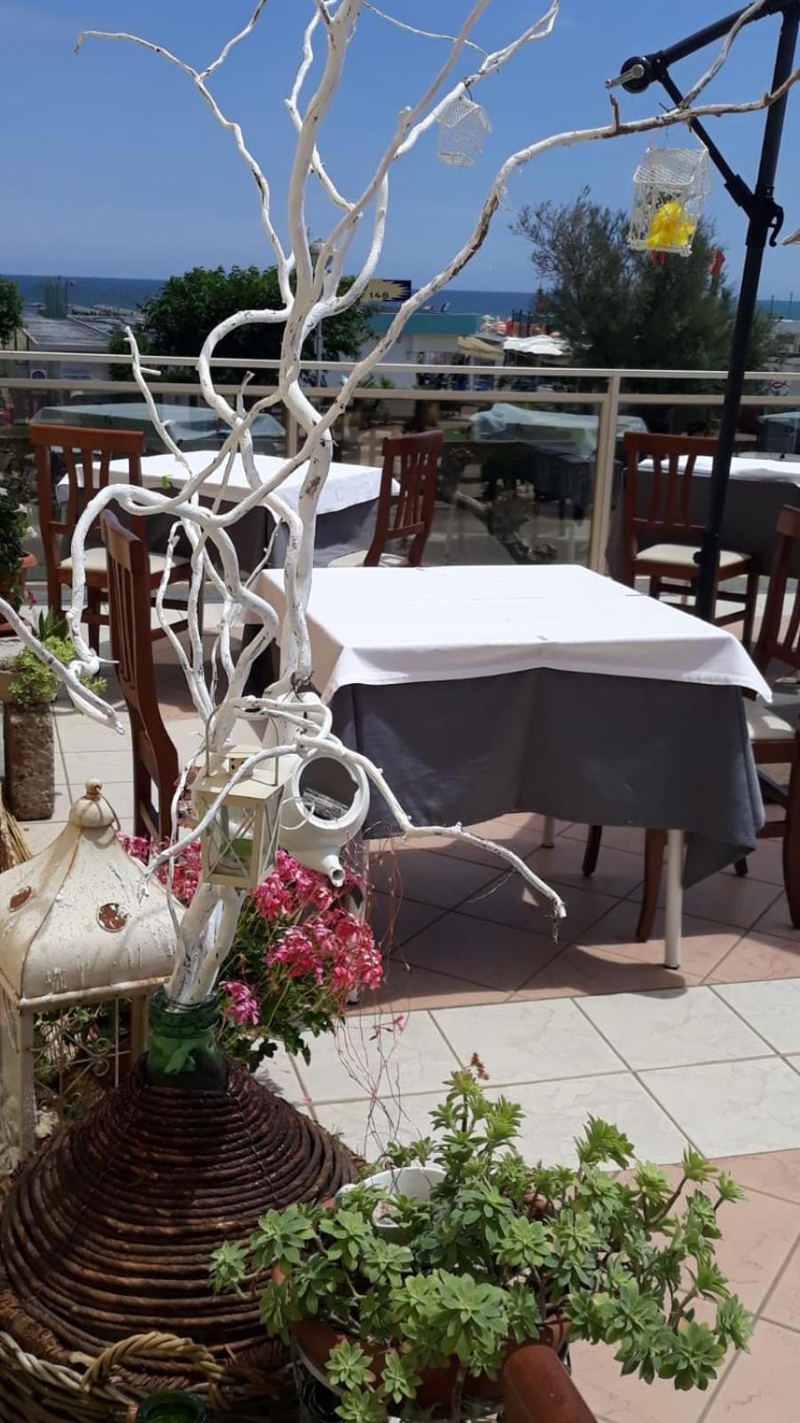 Hotel Buenos Aires Cervia Kültér fotó