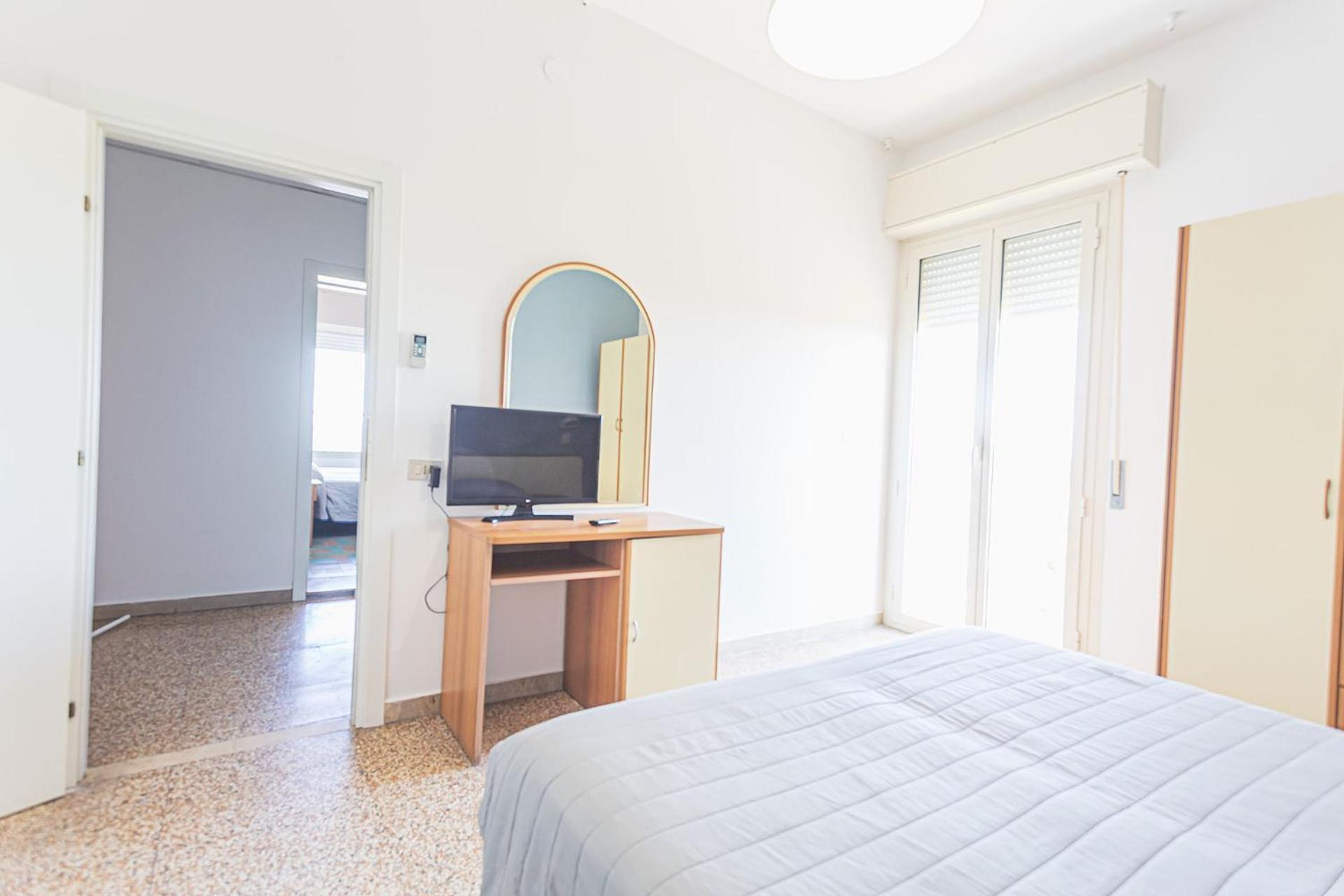 Hotel Buenos Aires Cervia Kültér fotó