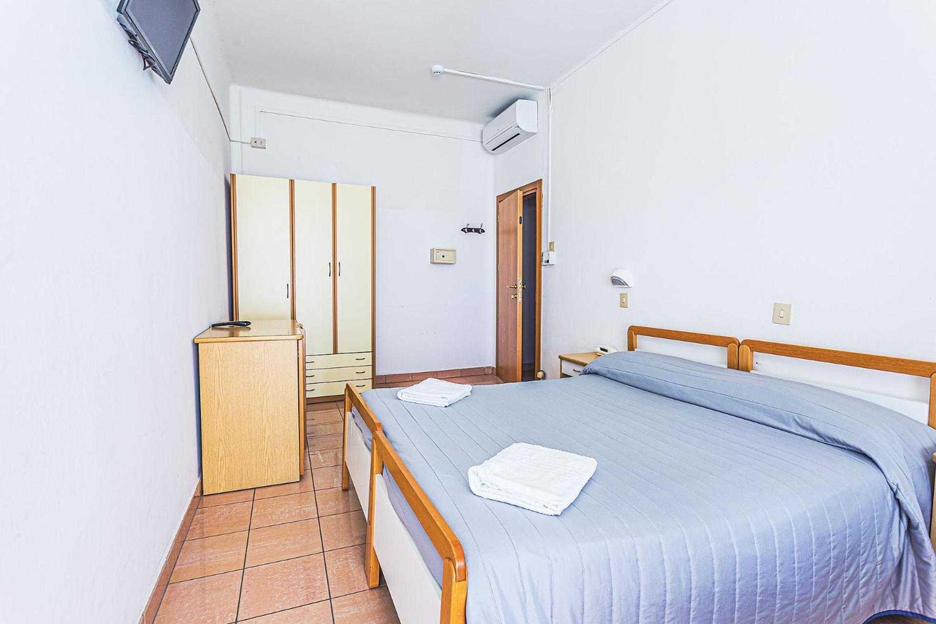 Hotel Buenos Aires Cervia Kültér fotó