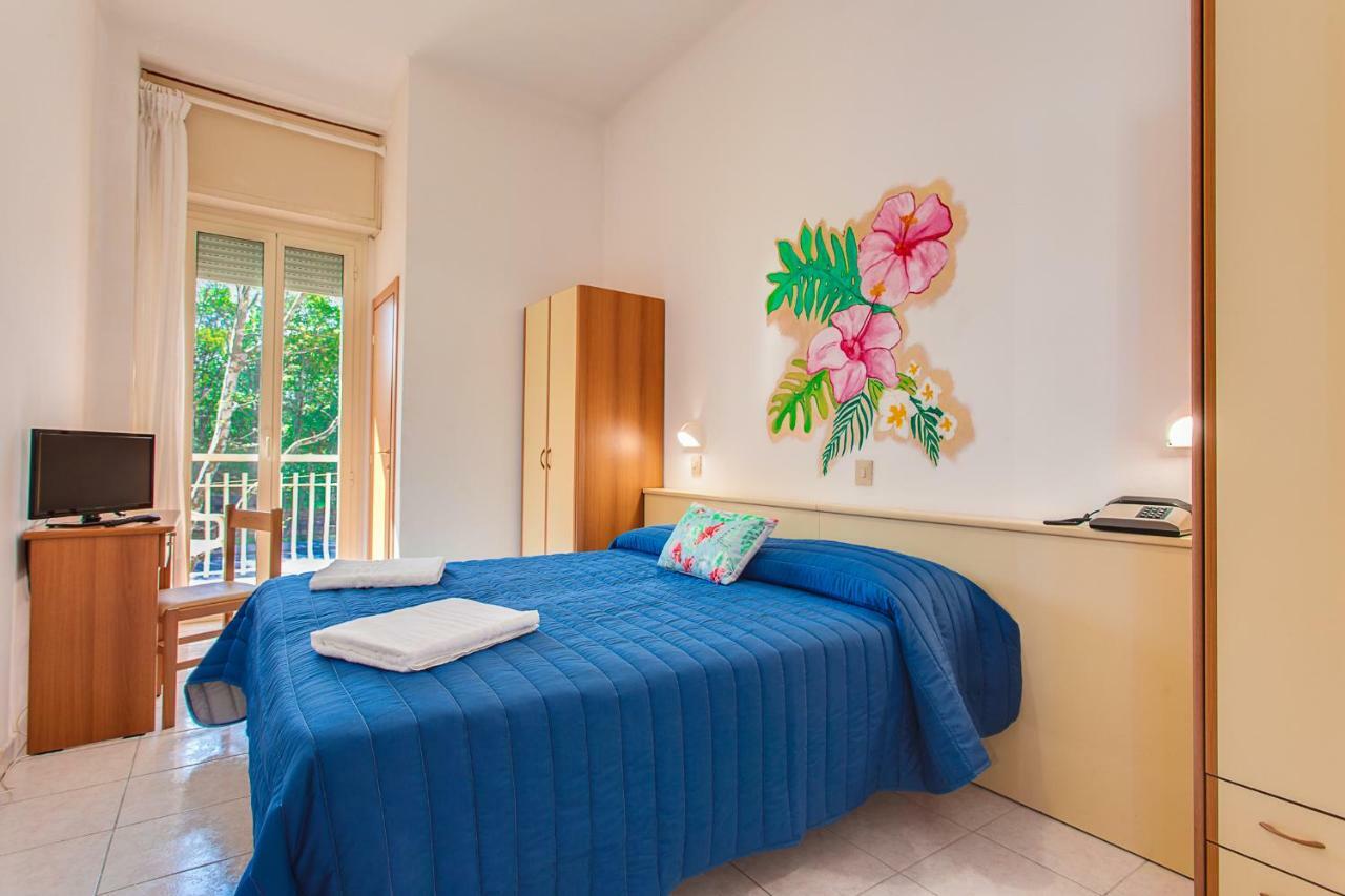 Hotel Buenos Aires Cervia Kültér fotó